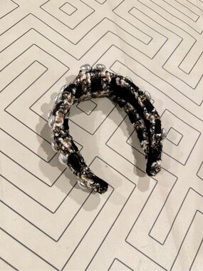 Brianna Cannon Tweed Pearl Heart Knot Headband